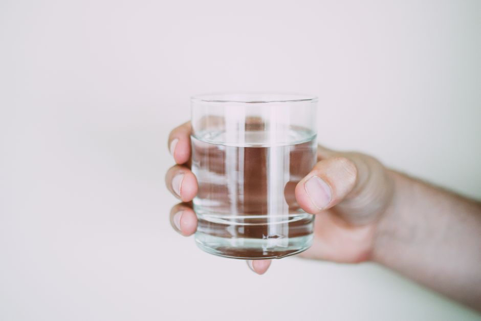 How Much Water Should I Drink Each Day Based on My Body Weight?