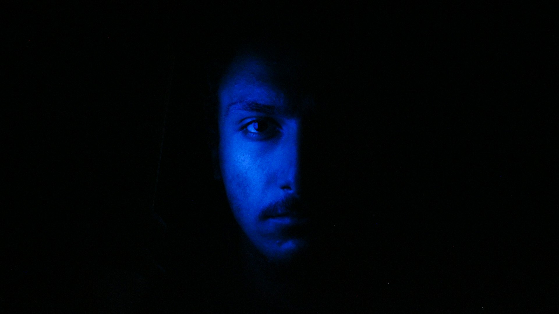 Understanding Blue Light Exposure: Impacts on Your Circadian Rhythm and Practical Solutions